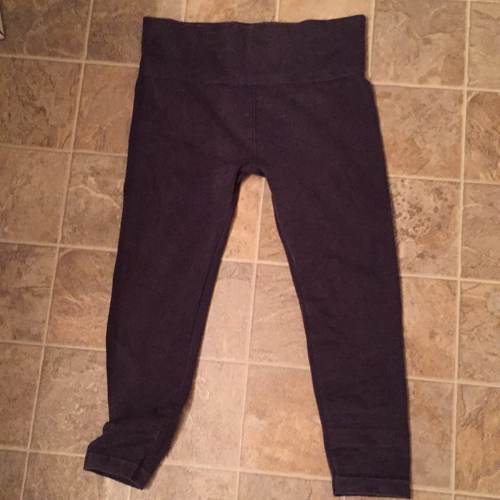 Never worn black mark Capri